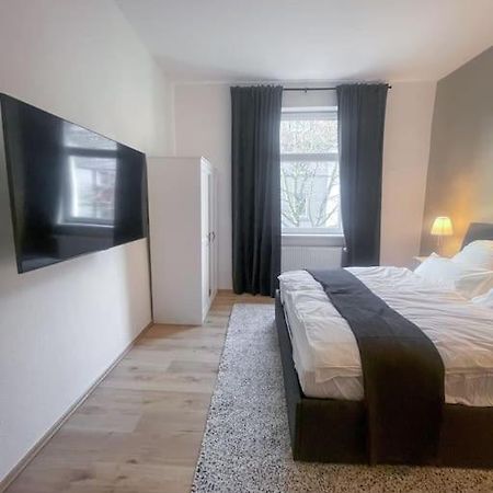 Modern Cozy Apt. -With 2 Tv, Netflix And Work Desk Έσσεν Εξωτερικό φωτογραφία