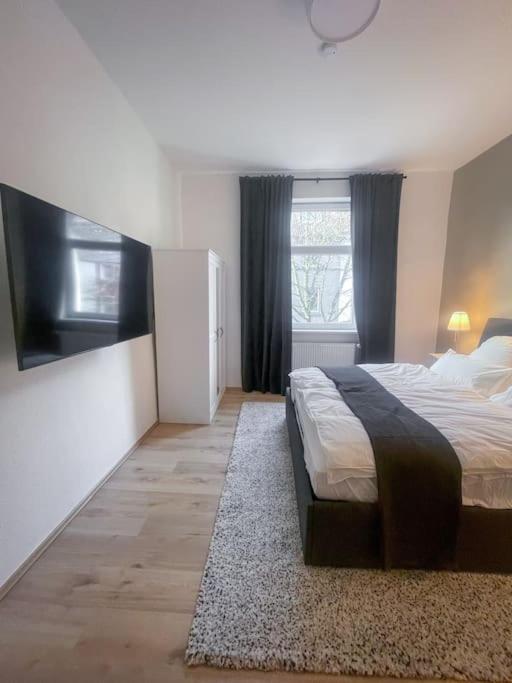 Modern Cozy Apt. -With 2 Tv, Netflix And Work Desk Έσσεν Εξωτερικό φωτογραφία